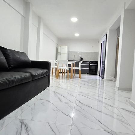 דירות Departamento A Estrenar Zona Centrica Mar de Ajó מראה חיצוני תמונה